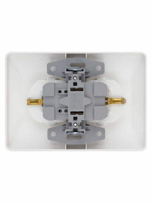 Розетка двойная 2П+З 16А 250В белая "Ильмень" TDM