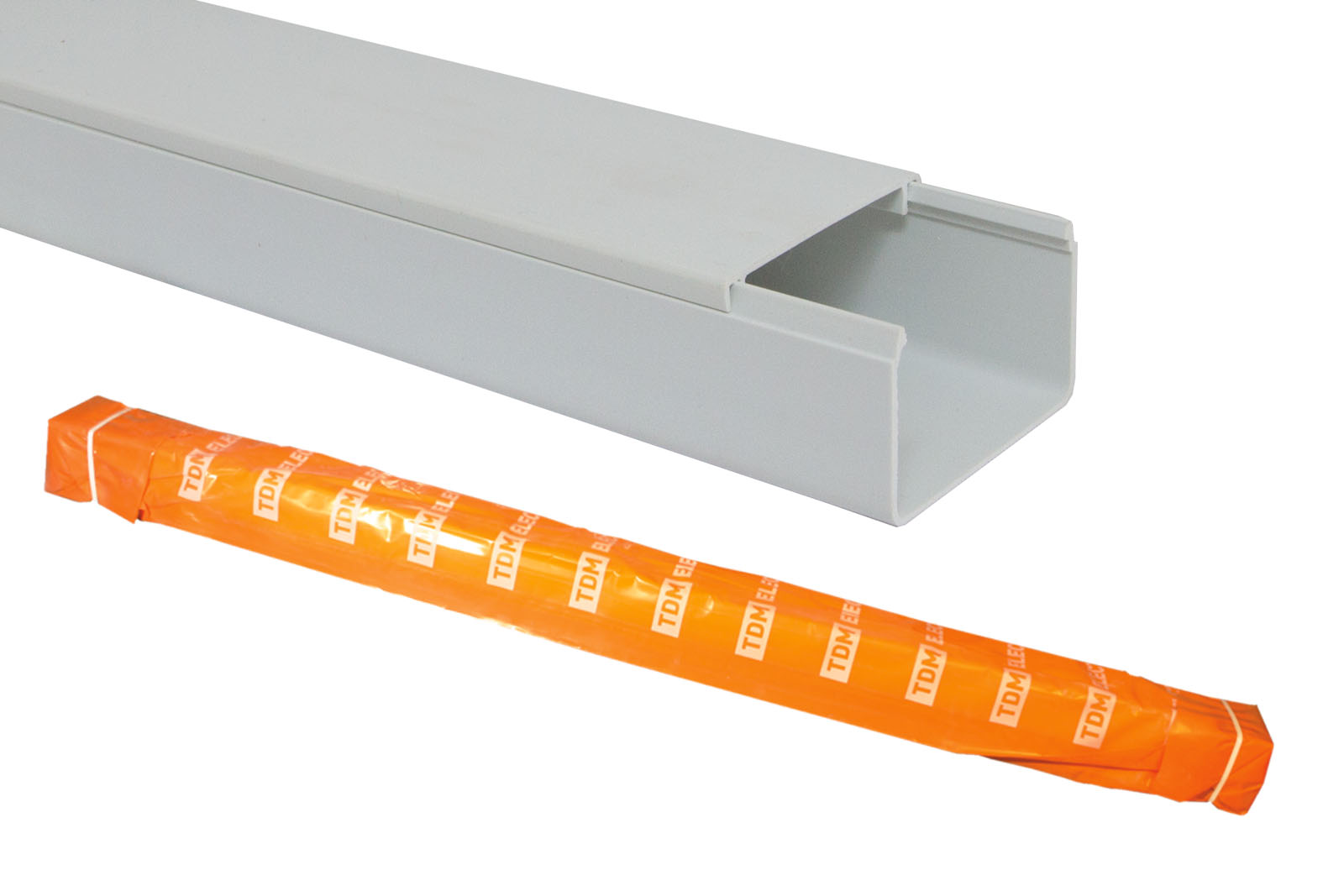 Кабель-канал 40х25 белый TDM (50 м) SQ0402-0009