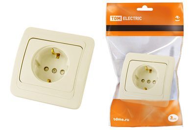 "Розетка 2П+З 16А  c защитными шторками сл. кость ""Валдай"" TDM" SQ1804-0124