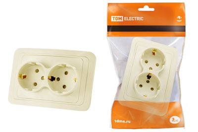 "Розетка двойная 2П+З 16А c защитными шторками сл. кость ""Валдай"" TDM" SQ1804-0126