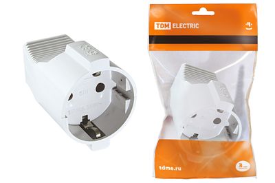 Кабельная розетка 2П+З  с з/ш 16А 250B белая TDM SQ1806-0031